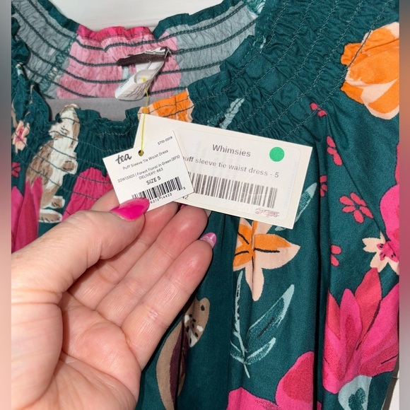 NWT Tea Collection Puff Sleeve Tie Waist Dress in Forest Floral Green size 5 - Picture 3 of 4